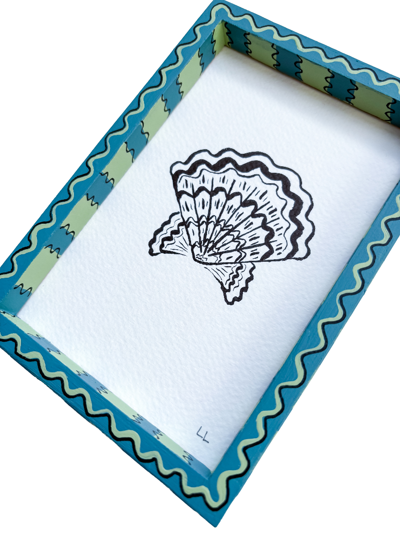 SCALLOP SHELL ORIGINAL INK ARTWORK IN A HAND PAINTED BLUE AND GREEN PRELOVED FRAME
