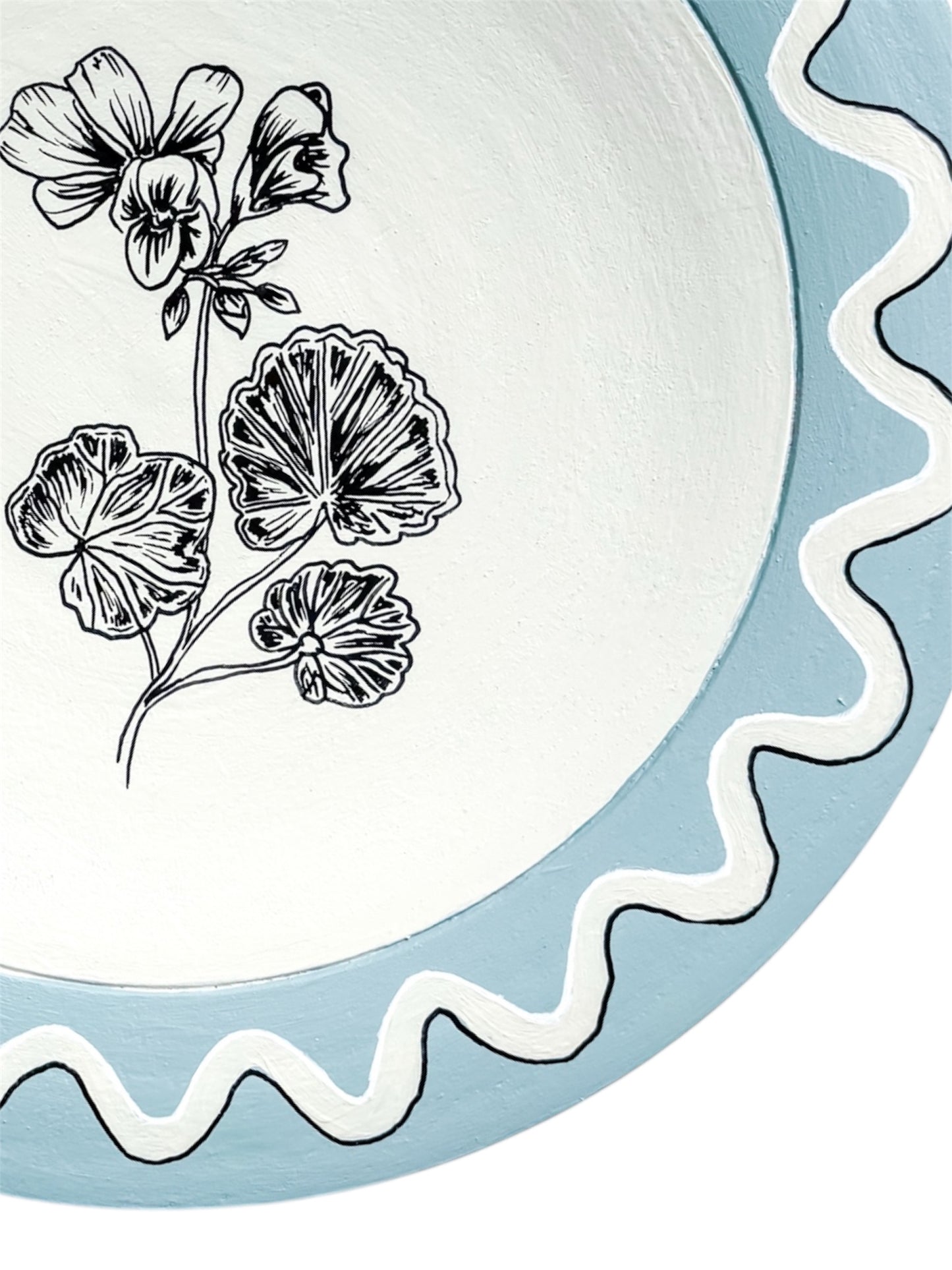 GERANIUM ORIGINAL ARTWORK ON A HAND PAINTED BLUE AND CREAM PRELOVED WOODEN PLATE
